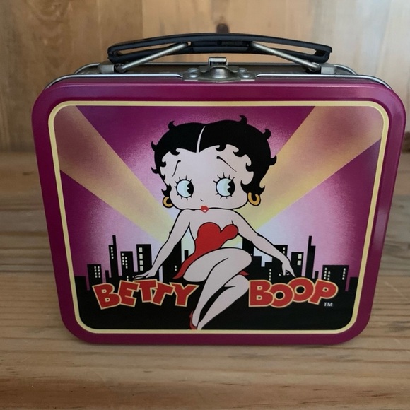 coussin betty boop - cadeau femme - La boutique des Toons